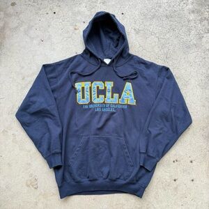 Vintage UCLA BRUINS Embroidered Pullover Hoodie Sweater